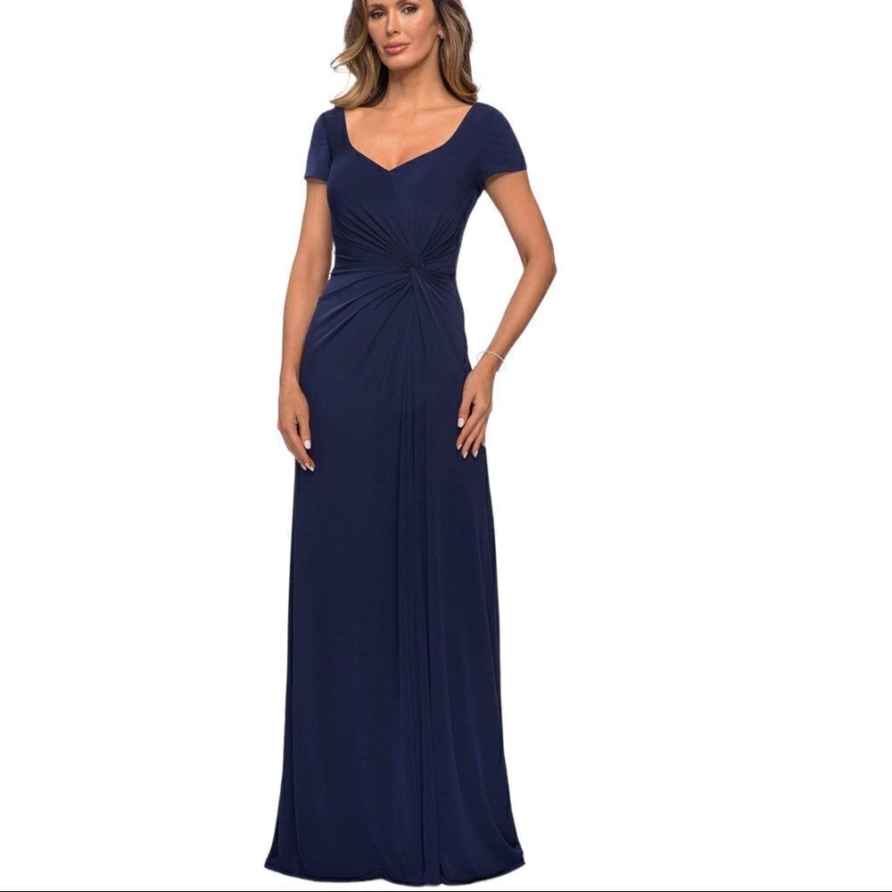 La Femme Short Sleeve Twist Knot A-Line Dress